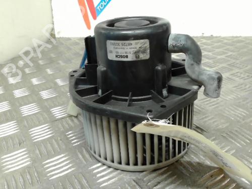 Used Heater blower motor NISSAN TERRANO II (R20) 3.0 Di 4WD (154 hp) 21732233