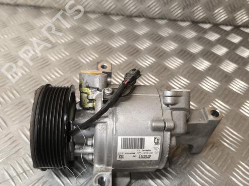 AC-Kompressor RENAULT TWINGO III (BCM_, BCA_) 1.0 SCe 70 (BCMB) (69 hp) 29465337