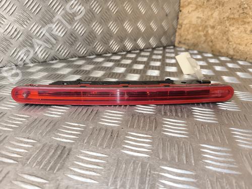 Used Third brake light PEUGEOT 5008 (0U_, 0E_) 1.6 HDi (112 hp) 30505983