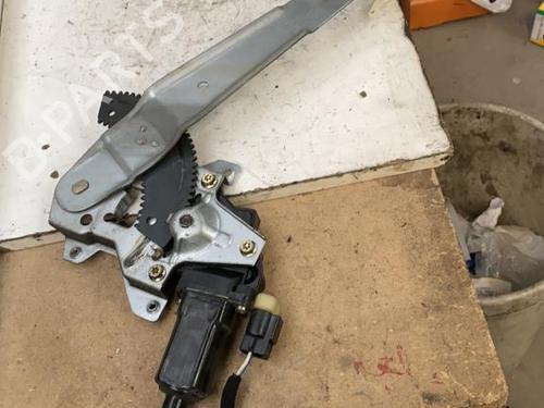 Used Rear right window mechanism HYUNDAI GETZ (TB) 1.5 CRDi (88 hp) 21736192