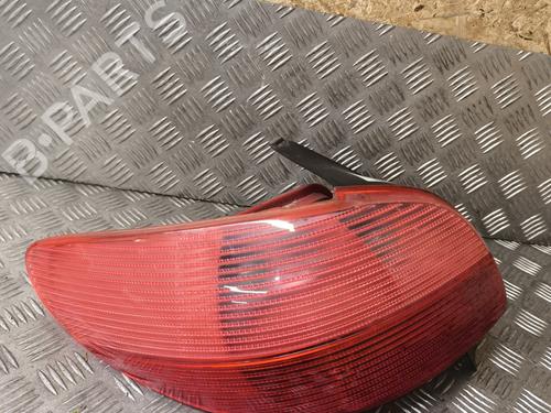 Used Left taillight PEUGEOT 206 Hatchback (2A/C) 1.1 i (60 hp) 25726934