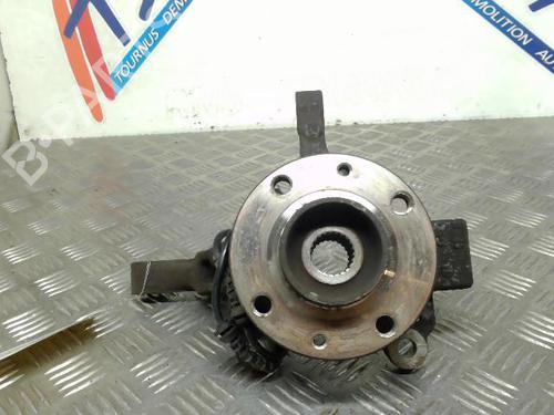 Used Left front steering knuckle RENAULT CLIO III (BR0/1, CR0/1) 1.5 dCi (75 hp) 21738214