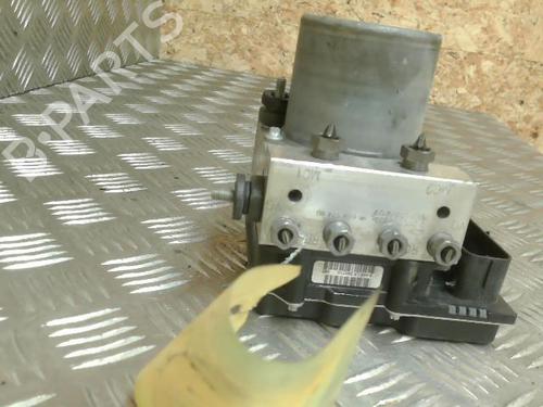 Used ABS pump PEUGEOT RCZ 2.0 HDi (163 hp) 21728922
