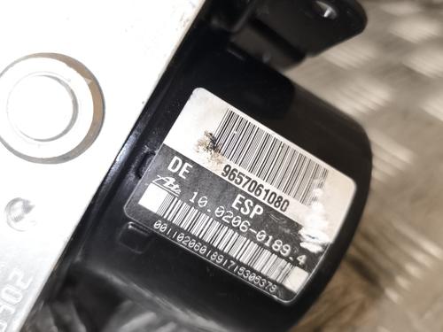 ABS pump CITROËN C5 II (RC_) 1.6 HDi (RC8HZB) | BP23773172M43 