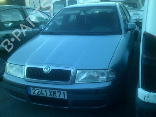 Right mirror SKODA OCTAVIA I (1U2) 1.9 TDI | BP21743539C27 