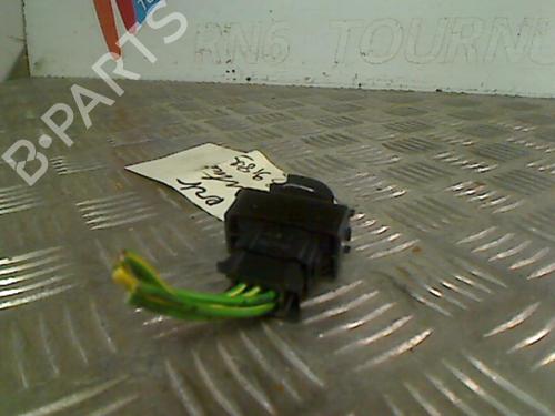 Used Right front window switch PEUGEOT PARTNER Tepee 1.6 HDi (114 hp) 21731525
