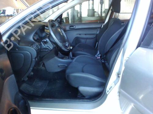 Seat buckle PEUGEOT 206 Hatchback (2A/C) 1.4 i | BP21730175I32 