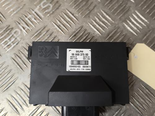 Used Electronic module PEUGEOT 308 CC (4B_) 1.6 16V (156 hp) 29288210