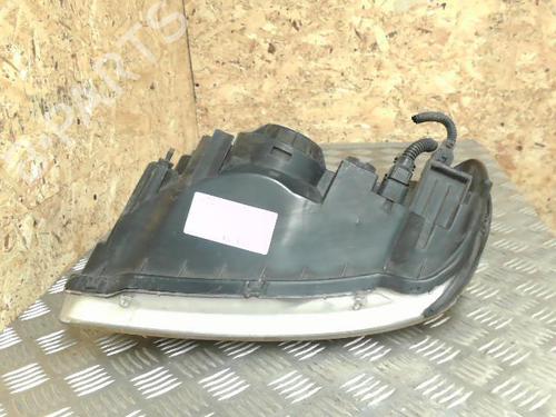 Right headlight KIA CERATO I Hatchback (LD) 2.0 CRDi 921022F220