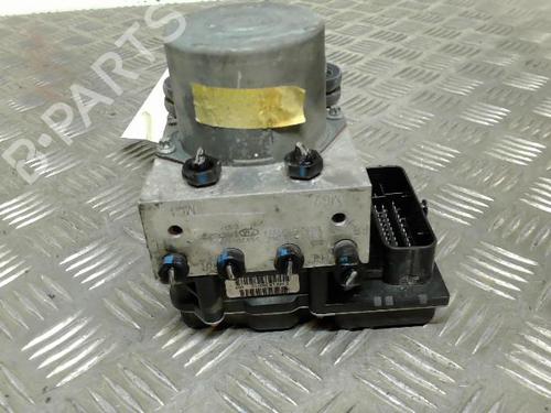 Used ABS pump KIA VENGA (YN) 1.4 CRDi 90 (90 hp) 21735391
