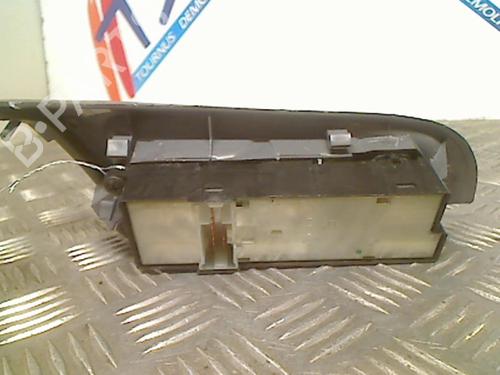 Used Left front window switch NISSAN ALMERA II Hatchback (N16) 1.5 dCi (82 hp) 21750717