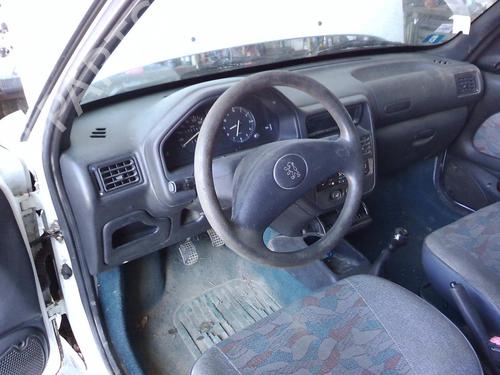 Left headlight PEUGEOT 106 II (1A_, 1C_) 1.1 i | BP21735701C28 