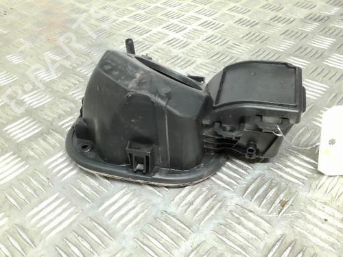 Używane Klapa wlewu paliwa RENAULT TWINGO III (BCM_, BCA_) 1.0 SCe 65 (BCMJ) (65 hp) 21749635