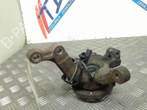 Left front steering knuckle RENAULT CLIO III (BR0/1, CR0/1) 1.5 dCi | BP21738214M25 