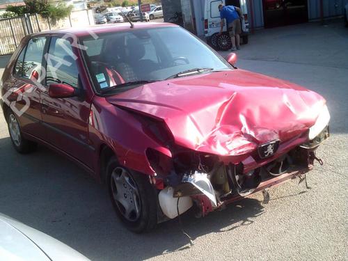 Left taillight PEUGEOT 306 Hatchback (7A, 7C, N3, N5) 1.6 | BP21751355C34 