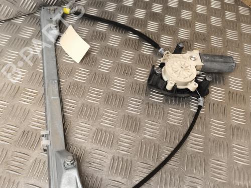 Rudehejsemekanisme Højre foran RENAULT CLIO II (BB_, CB_) 1.2 (BB0A, BB0F, BB10, BB1K, BB28, BB2D, BB2H, CB0A,... (58 hp) 27712577