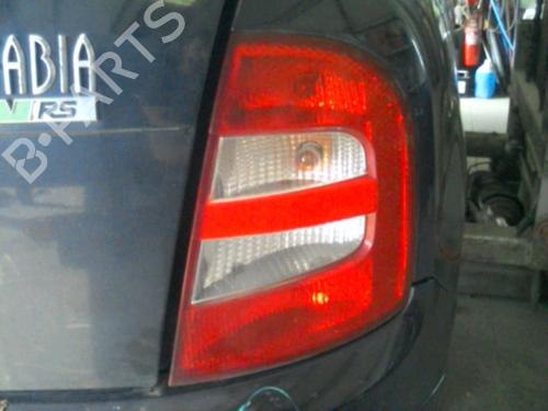 Højre baglygte SKODA FABIA I (6Y2) 1.9 TDI RS (130 hp) 21743697