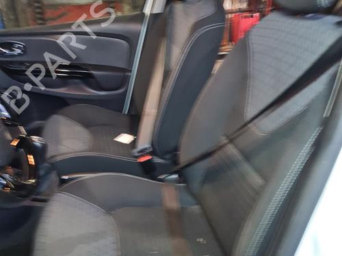 Left front fog light RENAULT CLIO IV (BH_) 1.5 dCi 75 | BP30091384C30