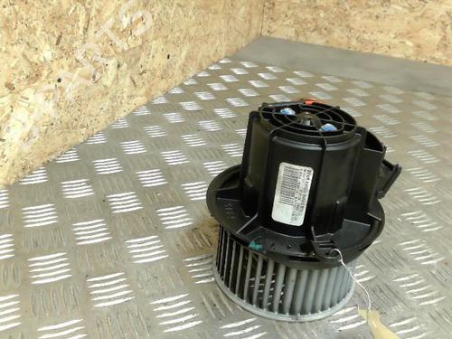 Heater blower motor MERCEDES-BENZ C-CLASS (W204) C 220 CDI (204.002) | BP21745326M62 