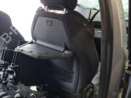 Right rear brake caliper PEUGEOT 5008 II (MC_, MJ_, MR_, M4_) 1.5 BlueHDi 130 (MCYHZJ, MCYHZR, MCYHZX) | BP29999394M106