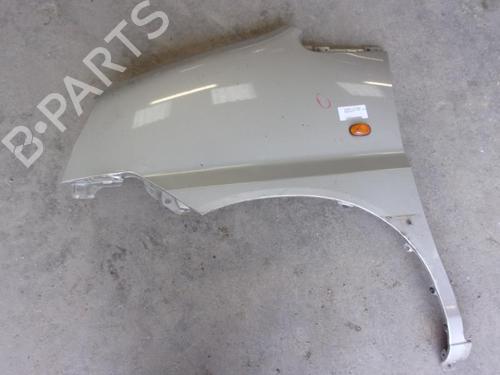 Used Left front fenders HYUNDAI H-1 / STAREX Bus (A1) 2.5 CRDi (140 hp) 21744364