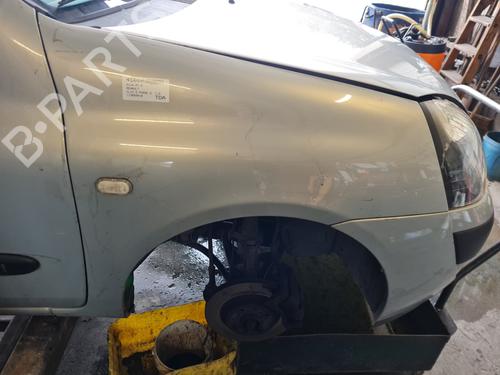 Forkjerm høyre RENAULT CLIO II (BB_, CB_) 1.5 dCi (B/CB07) (65 hp) 29564650