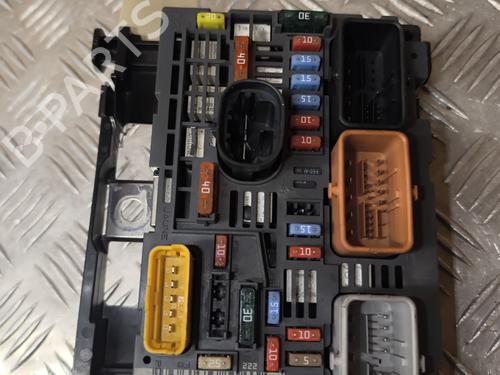 Fuse box PEUGEOT 308 I (4A_, 4C_) 1.6 HDi | BP29841086E1 