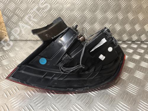 Left taillight RENAULT MEGANE IV Hatchback (B9A/M/N_) 1.5 dCi 110 (B9A3) | BP27618033C34