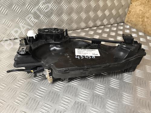 AdBlue-tank PEUGEOT 2008 I (CU_) 1.6 BlueHDi 120 (120 hp) 31376664