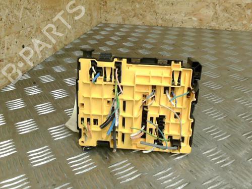 Used Fuse box PEUGEOT 208 I (CA_, CC_) 1.4 HDi (68 hp) 21728884