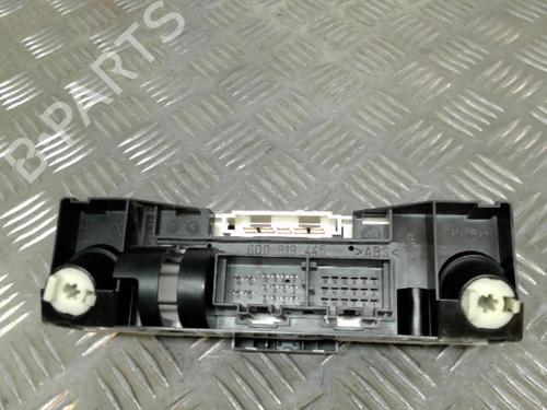 Used Climate control VW POLO (9N_, 9A_) 1.9 TDI (101 hp) 21739337