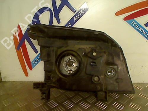 Left headlight NISSAN X-TRAIL I (T30) 2.2 dCi 4x4 | BP21752239C28 