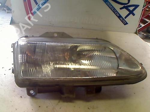 Right headlight RENAULT ESPACE III (JE0_) 2.2 12V TD (JE0E, JE0H, JE0P) | BP25277591C29 