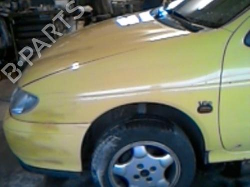 Used Left front fenders RENAULT MEGANE I Coach (DA0/1_) 1.6 e (DA0F) (90 hp) 21744202