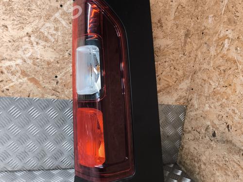 Used Right taillight RENAULT TRAFIC III Van (FG_) 1.6 dCi 125 (FGMH) (125 hp) 27618024