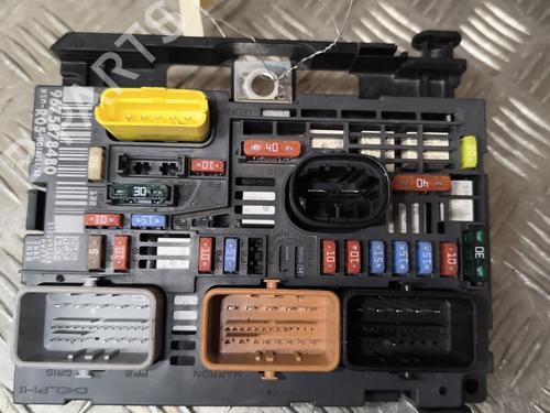 Used Fuse box PEUGEOT 308 I (4A_, 4C_) 1.4 16V (98 hp) 25918620