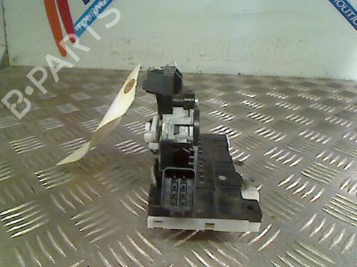 Used Front left lock FORD MONDEO III (B5Y) 2.0 16V TDDi / TDCi (115 hp) 21736022