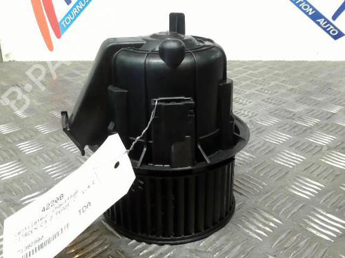 Heater blower motor CITROËN C3 II (SC_) 1.4 HDi 70 (SC8HZC, SC8HR0, SC8HP4) | BP21738419M62 