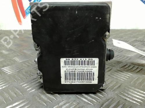 Used ABS pump CITROËN C4 I (LC_) 1.6 HDi (90 hp) 21734571