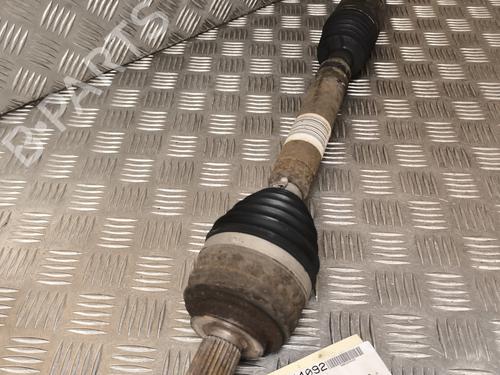 Used Right front driveshaft RENAULT LAGUNA II (BG0/1_) 2.0 16V (BG00, BG0K, BG0P, BG0W) (135 hp) 26436334
