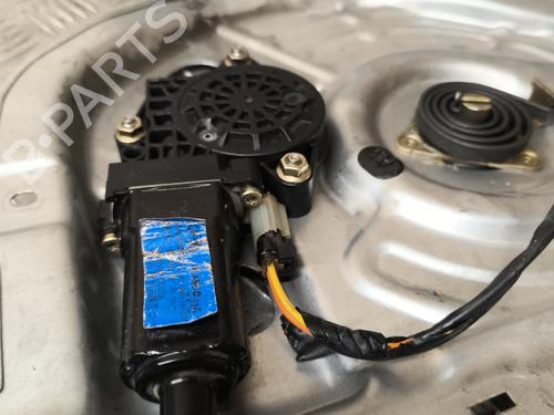 Used Rear left window mechanism HYUNDAI TUCSON (JM) 2.0 CRDi All-wheel Drive (140 hp) 21736402