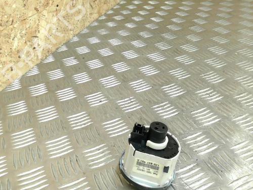 Used Headlight switch SKODA OCTAVIA II Combi (1Z5) 1.9 TDI (105 hp) 21742098