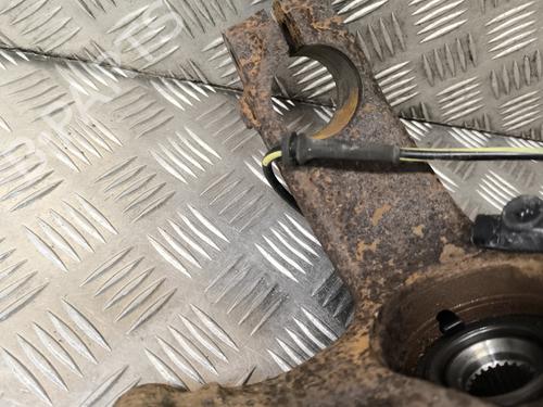 Left front steering knuckle CITROËN C1 (PM_, PN_) 1.0 | BP25977999M25