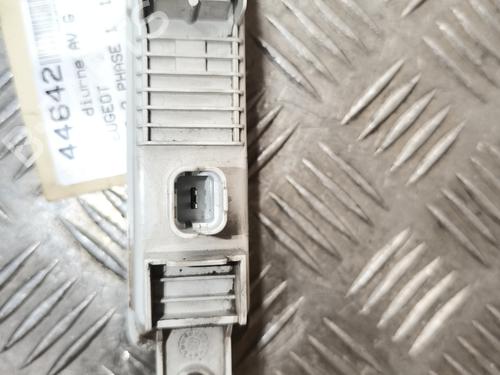 Left daytime light PEUGEOT 308 II (LB_, LP_, LW_, LH_, L3_) 1.6 HDi / BlueHDi 115 | BP23771664C104