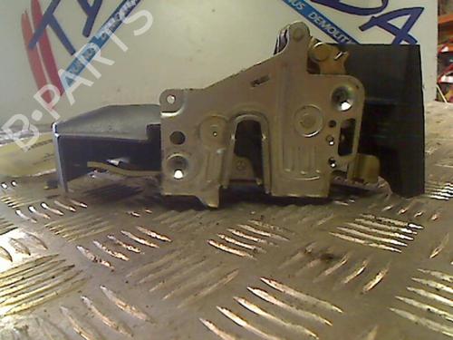 Used Rear left lock MERCEDES-BENZ E-CLASS (W210) E 200 CDI (210.007) (116 hp) 21751605