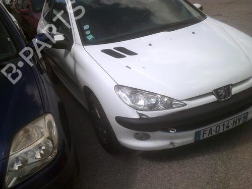 Fuse box PEUGEOT 206 Hatchback (2A/C) 1.4 i | BP21743686E1 