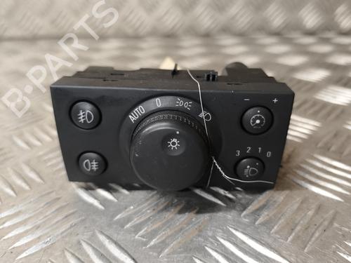 Used Headlight switch OPEL SIGNUM Hatchback (Z03) 1.9 CDTI (F48) (150 hp) 26894643