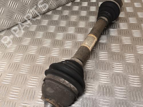 Used Left front driveshaft PEUGEOT 308 I (4A_, 4C_) 1.4 16V (98 hp) 25918622
