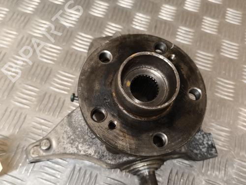 Used Right front steering knuckle RENAULT CLIO III (BR0/1, CR0/1) 2.0 16V Sport (200 hp) 29143465