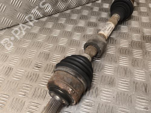 Used Left front driveshaft RENAULT MEGANE IV Hatchback (B9A/M/N_) 1.5 Blue dCi 115 (B9A6) (116 hp) 23847391